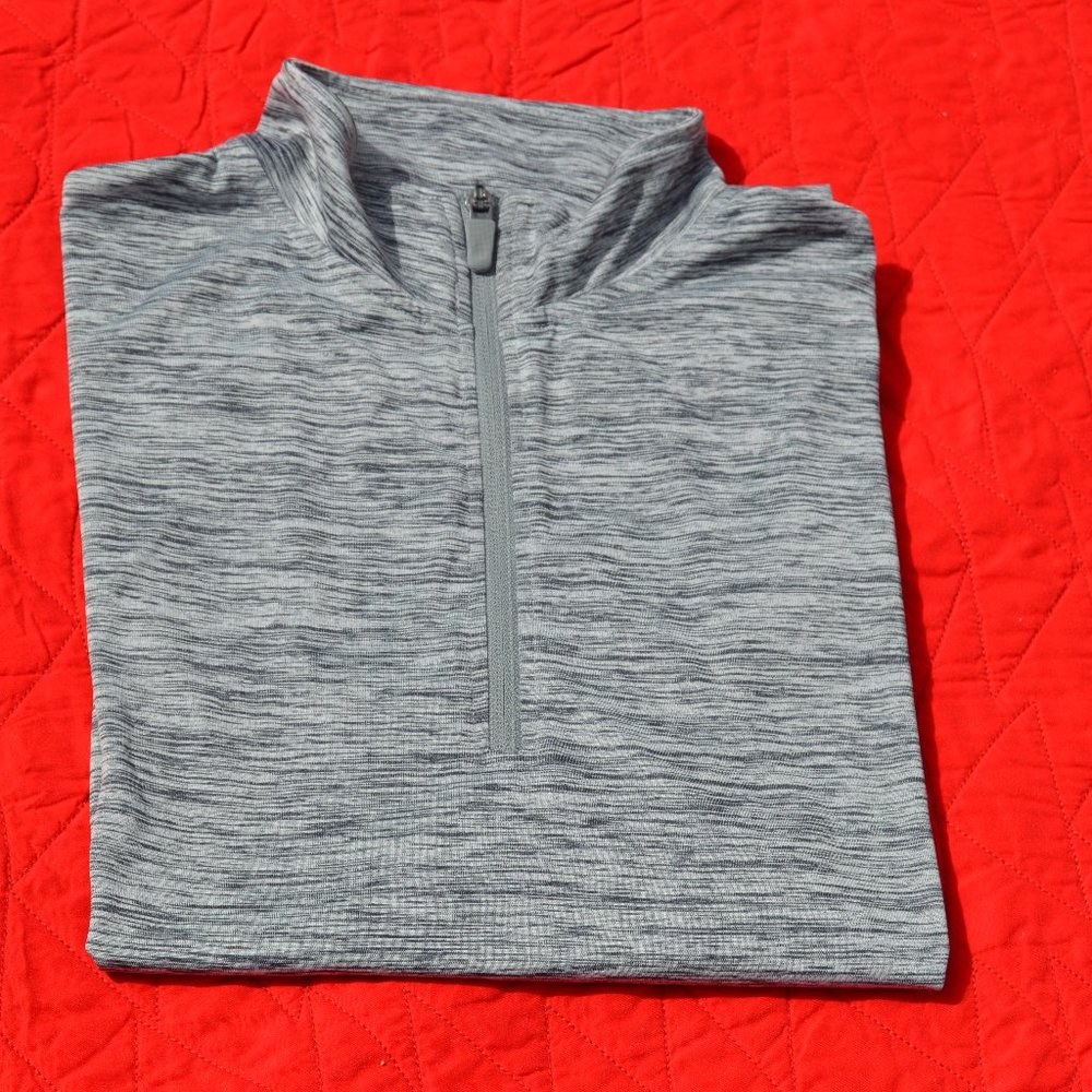 TOP OF THE WORLD Grey Men's sweater (New)(E)
